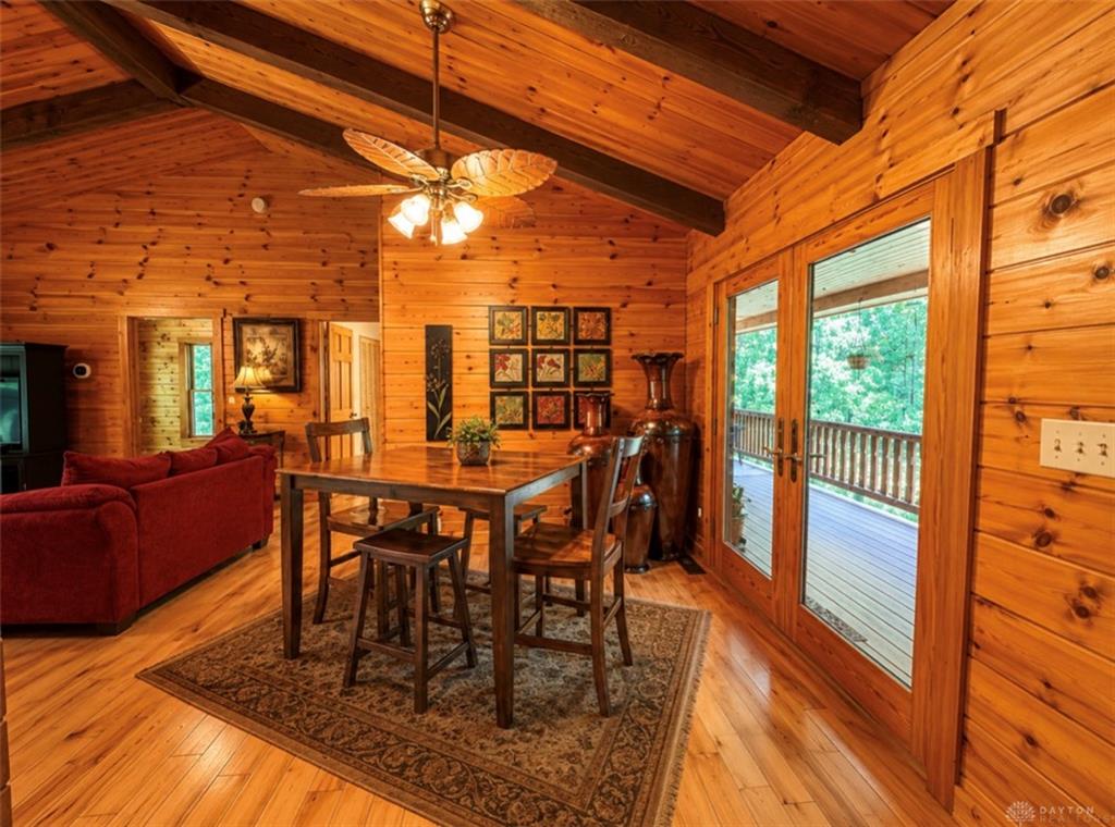 4558 Cherry Hill Property Photo 6