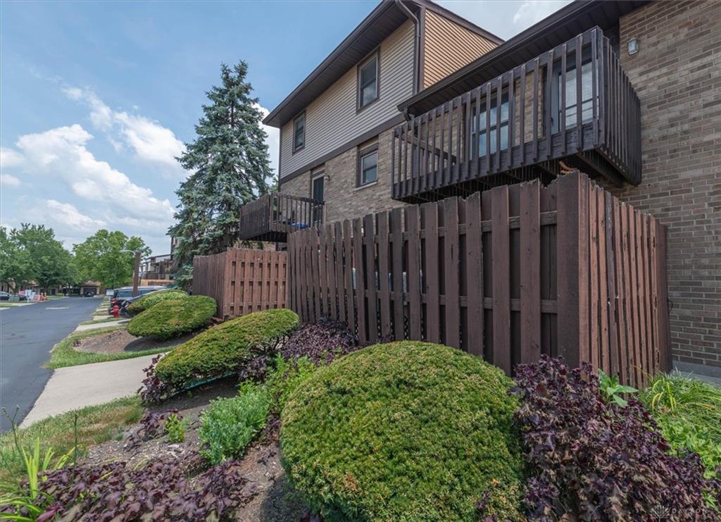 24 Eland Property Photo 34