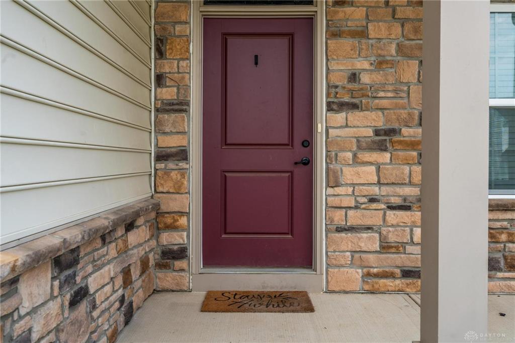 169 Cresting Property Photo 9