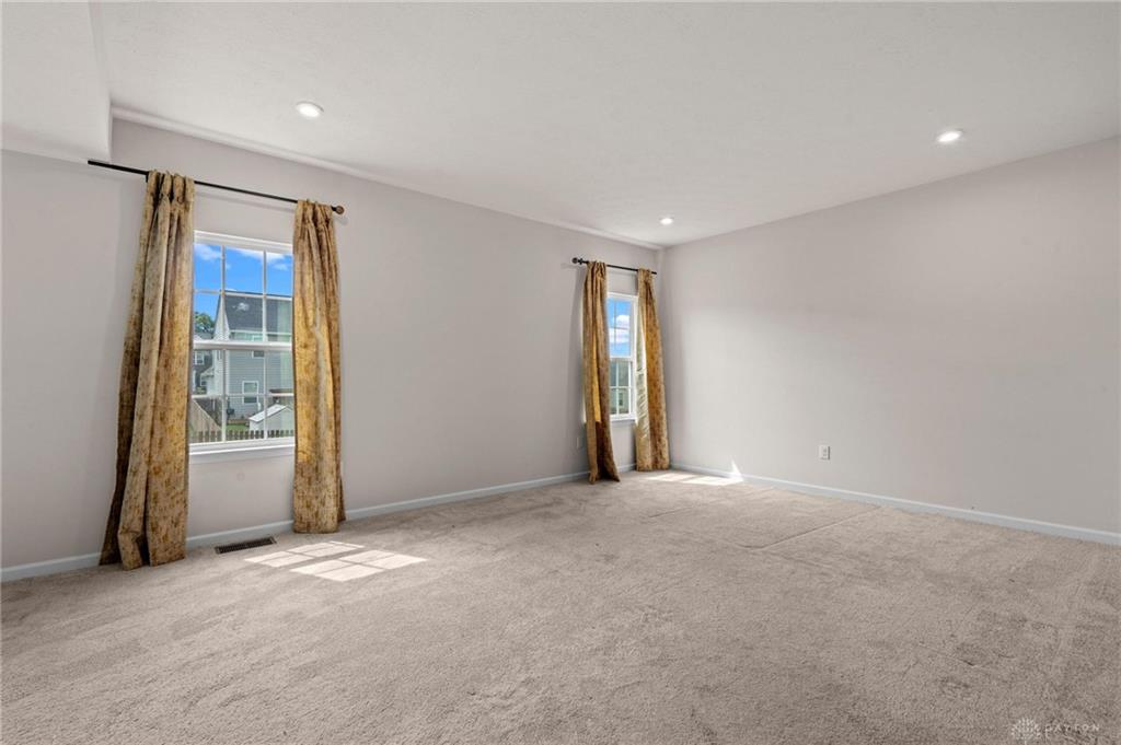 169 Cresting Property Photo 12