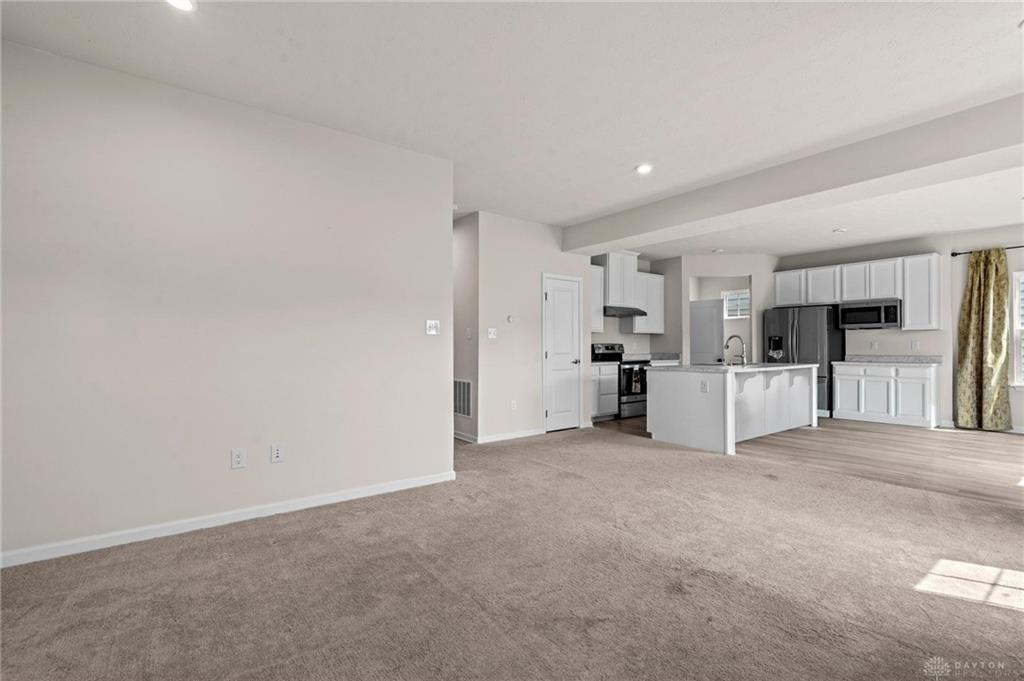 169 Cresting Property Photo 13