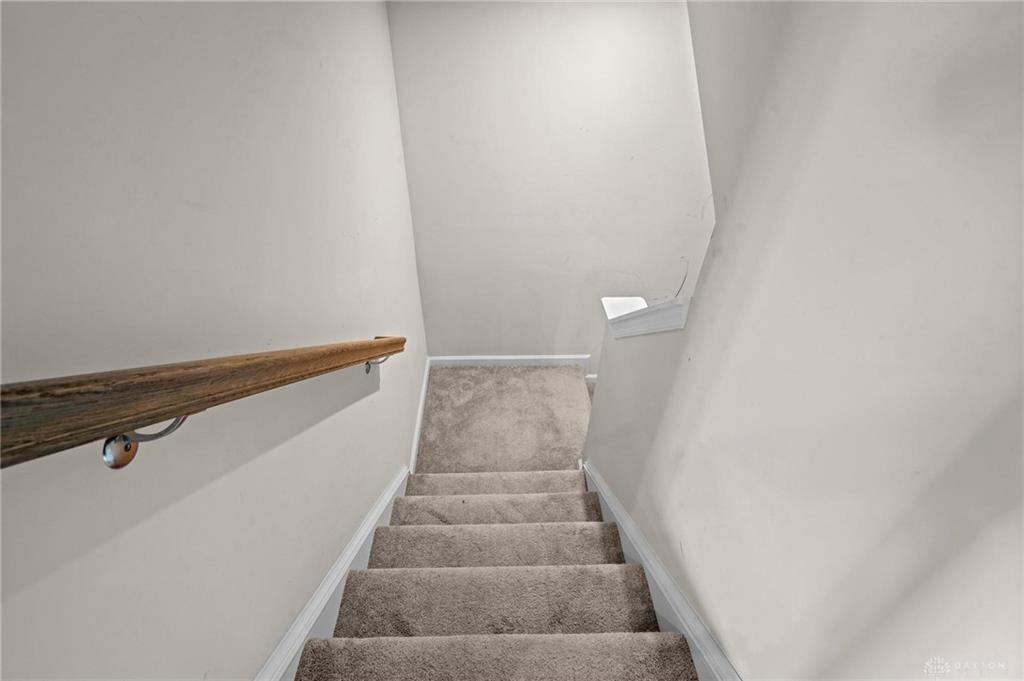 169 Cresting Property Photo 33