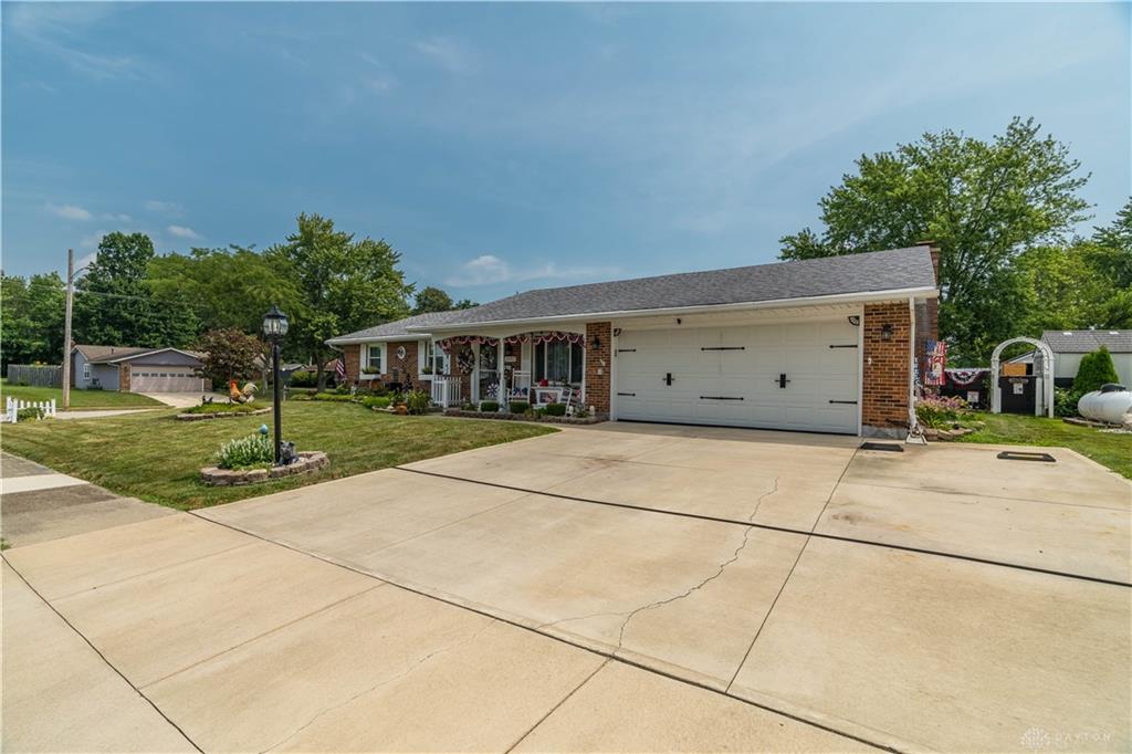 2442 Aldrin Property Photo 2