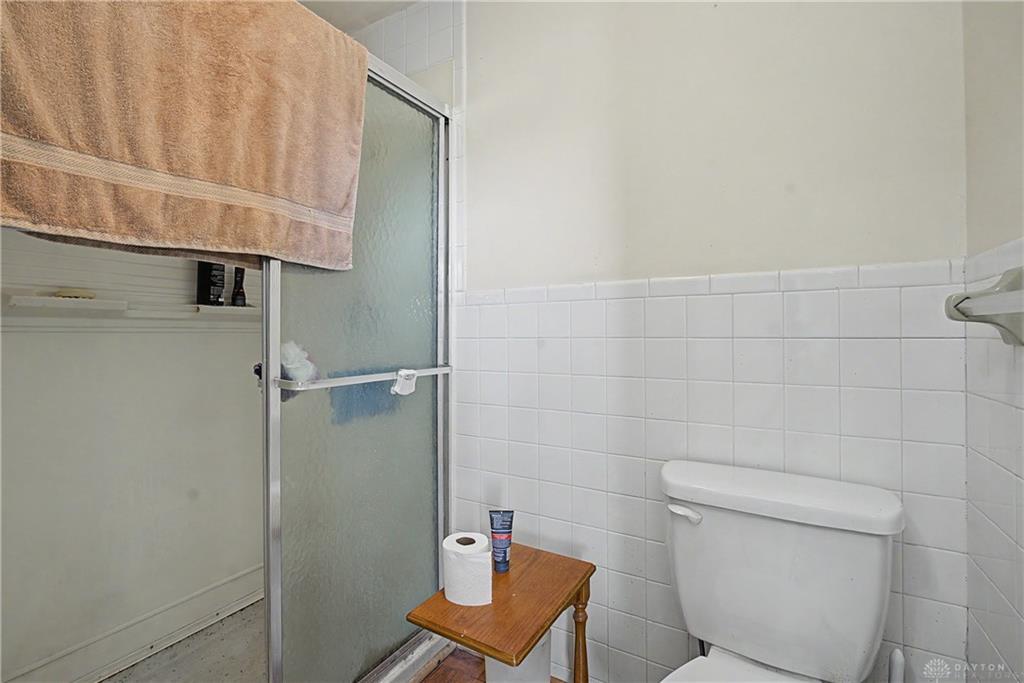 99 Katherine Property Photo 18