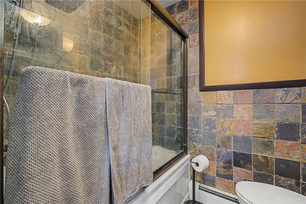 99 Katherine Property Photo 24