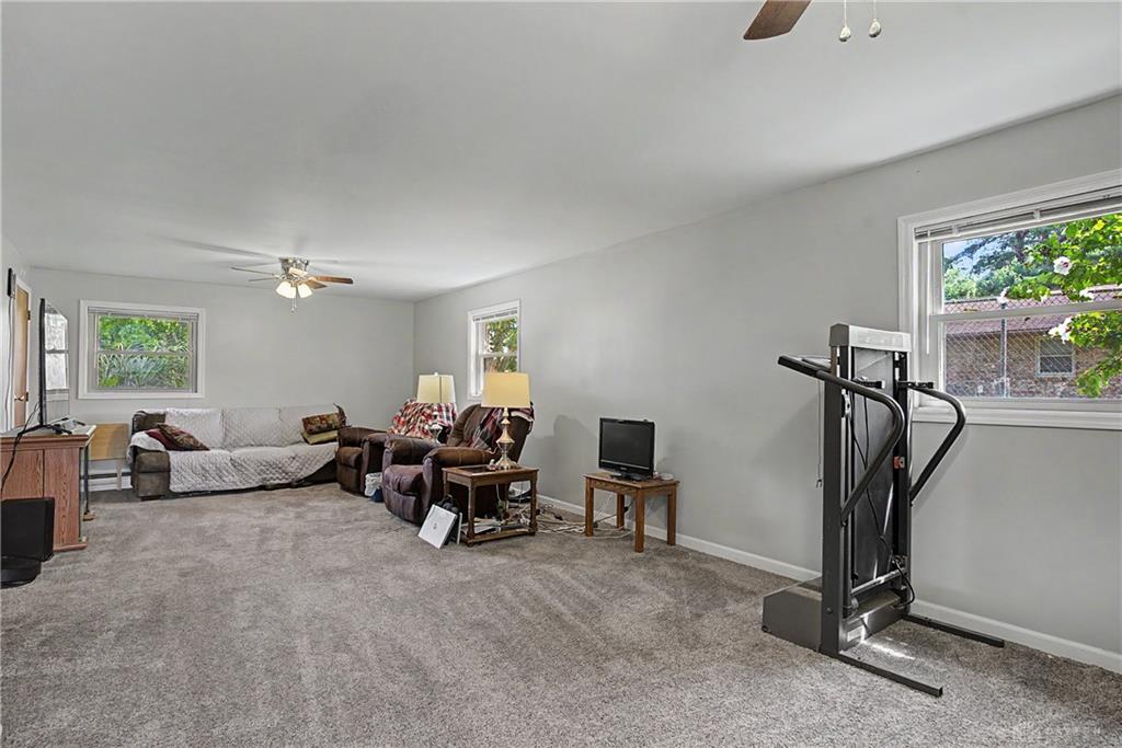 99 Katherine Property Photo 31