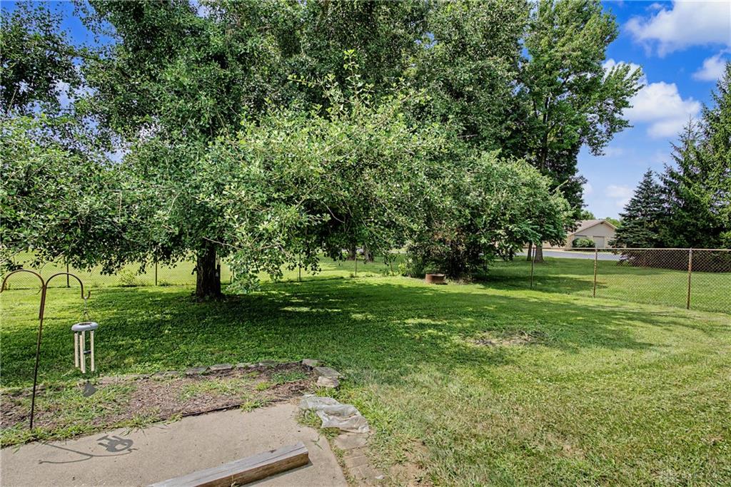 99 Katherine Property Photo 34