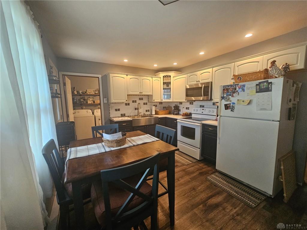 706 Cedar Property Photo 7