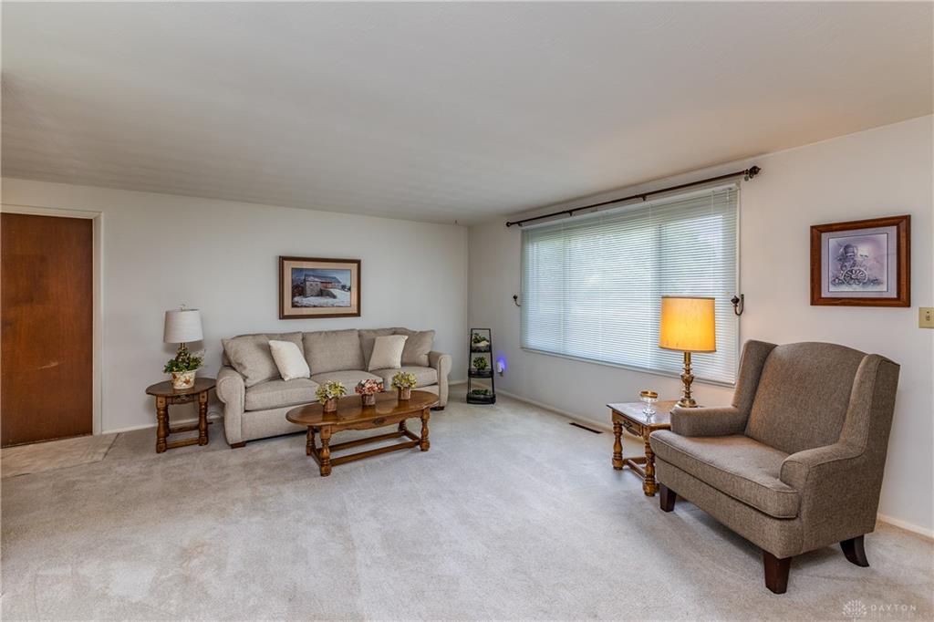 1004 Bristol Property Photo 7