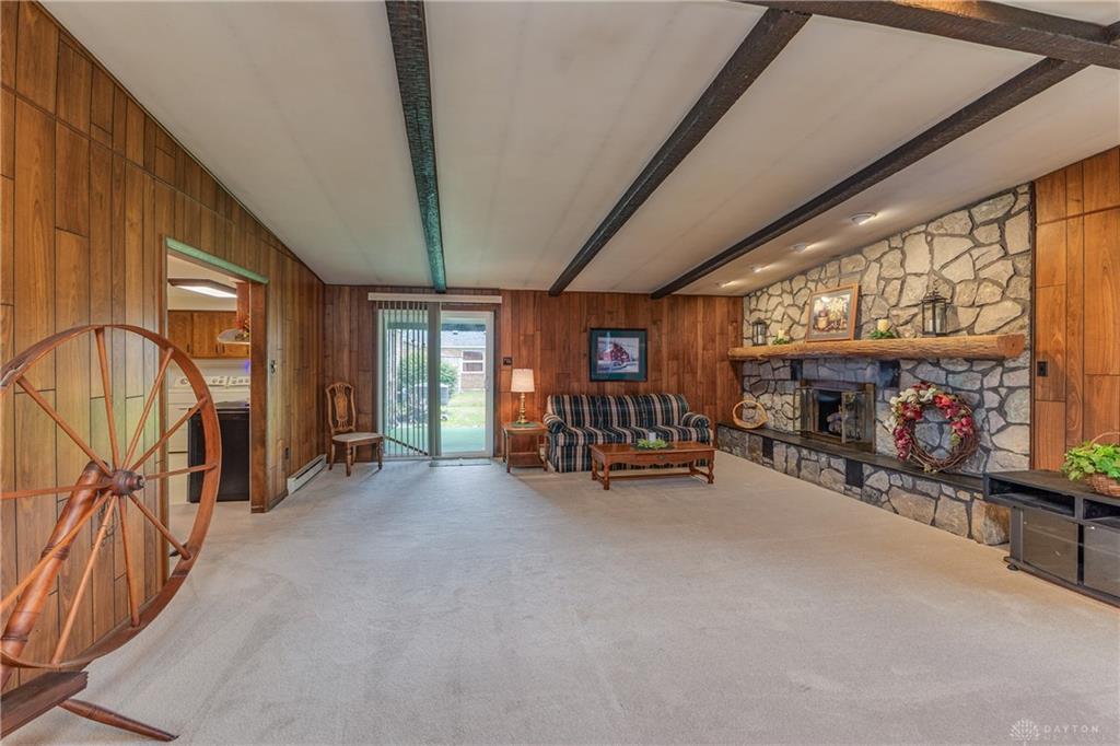 1004 Bristol Property Photo 18