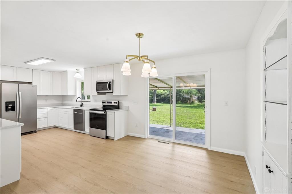 2078 S Belleview Property Photo 6