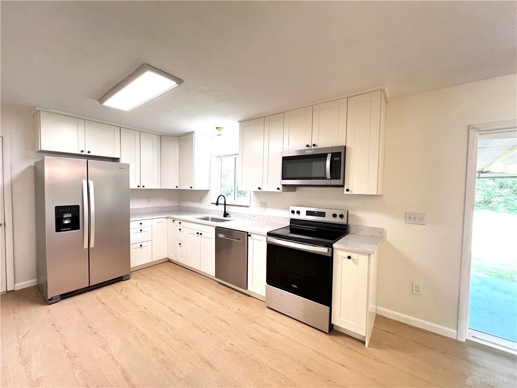 2078 S Belleview Property Photo 9