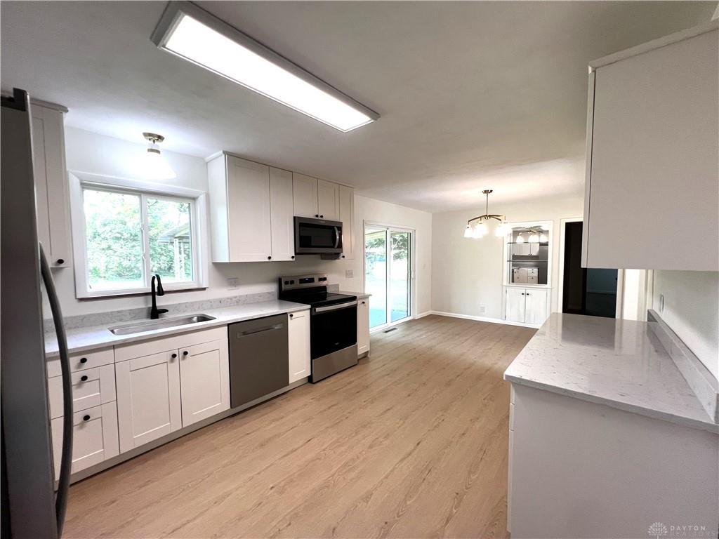 2078 S Belleview Property Photo 10