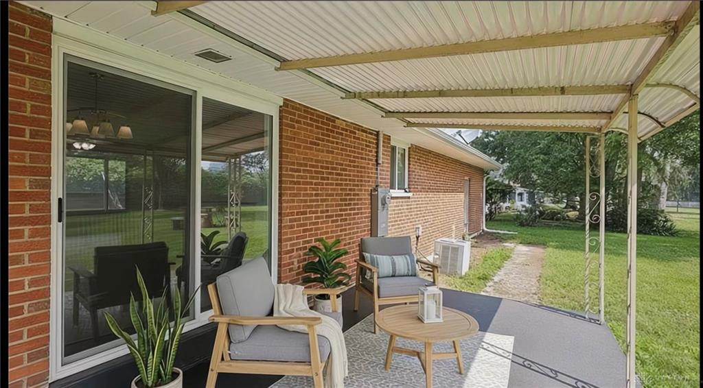 2078 S Belleview Property Photo 29