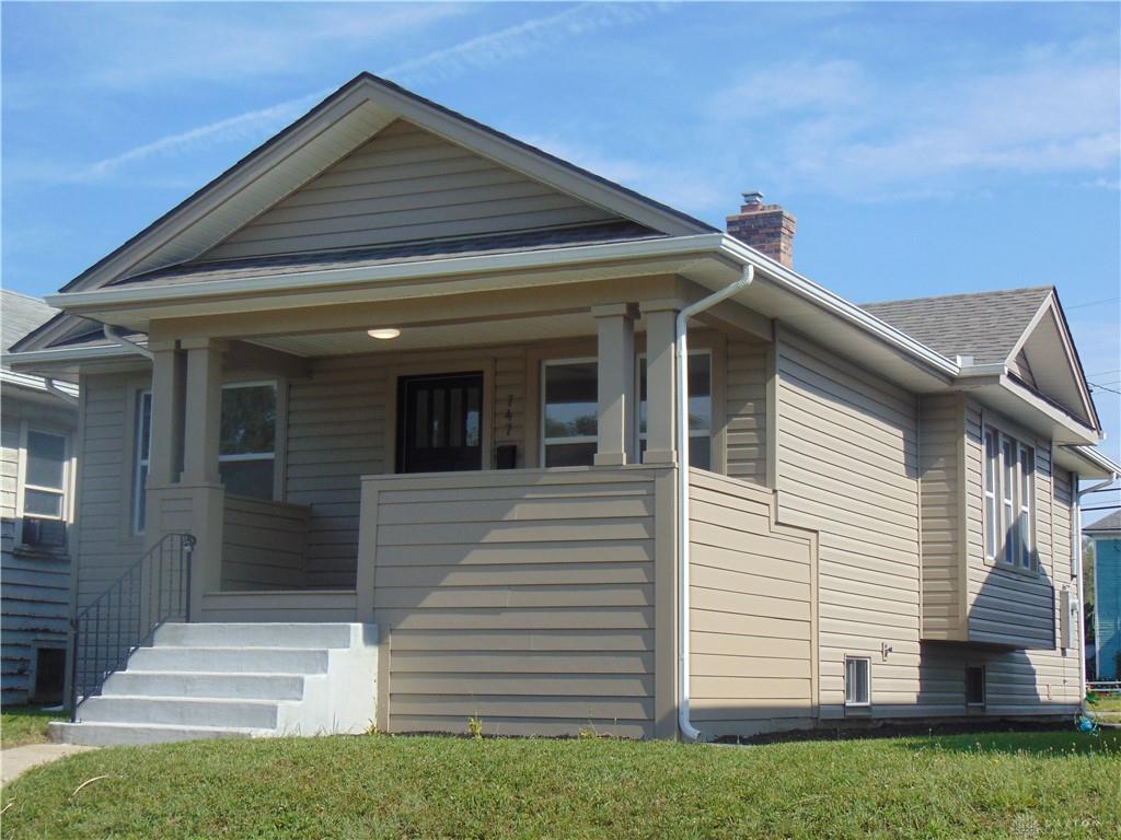 747 Heck Property Photo 2