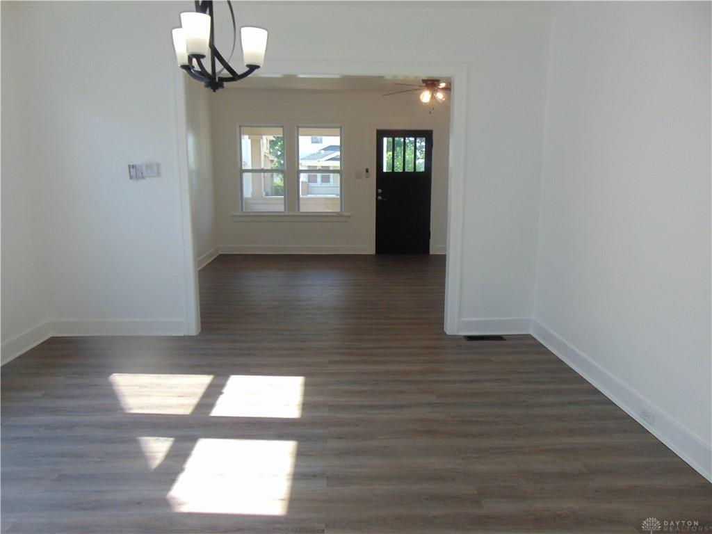 747 Heck Property Photo 5