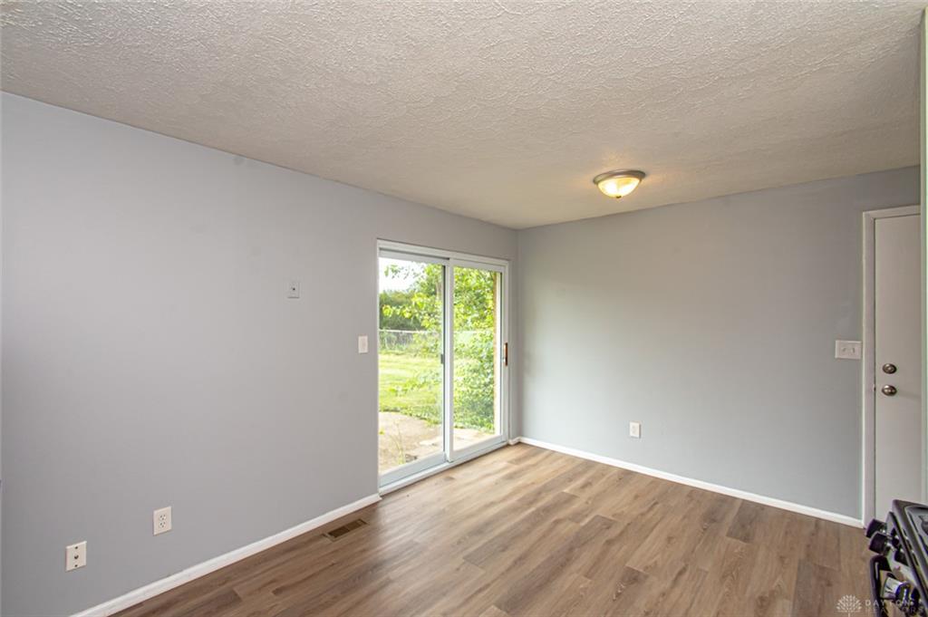 7613 Damascus Property Photo 7