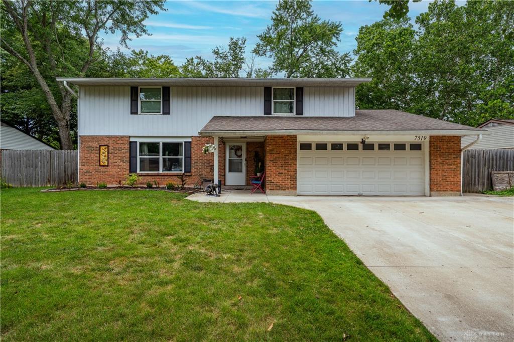 7519 Rustic Woods