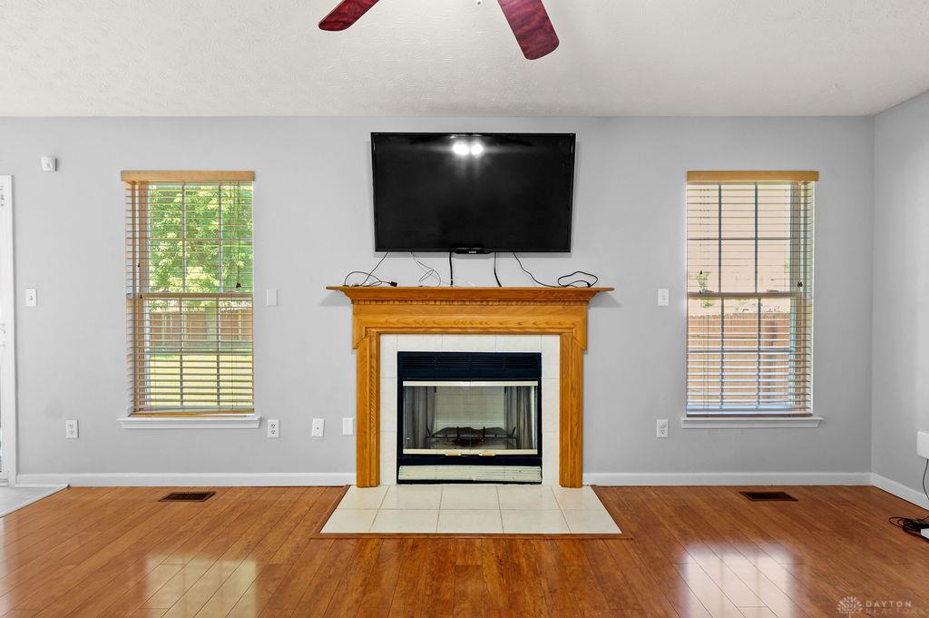 2444 Featherston Property Photo 20