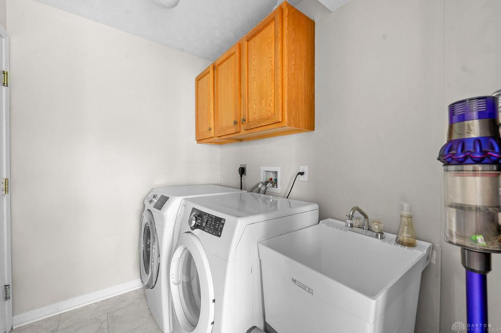 2444 Featherston Property Photo 22