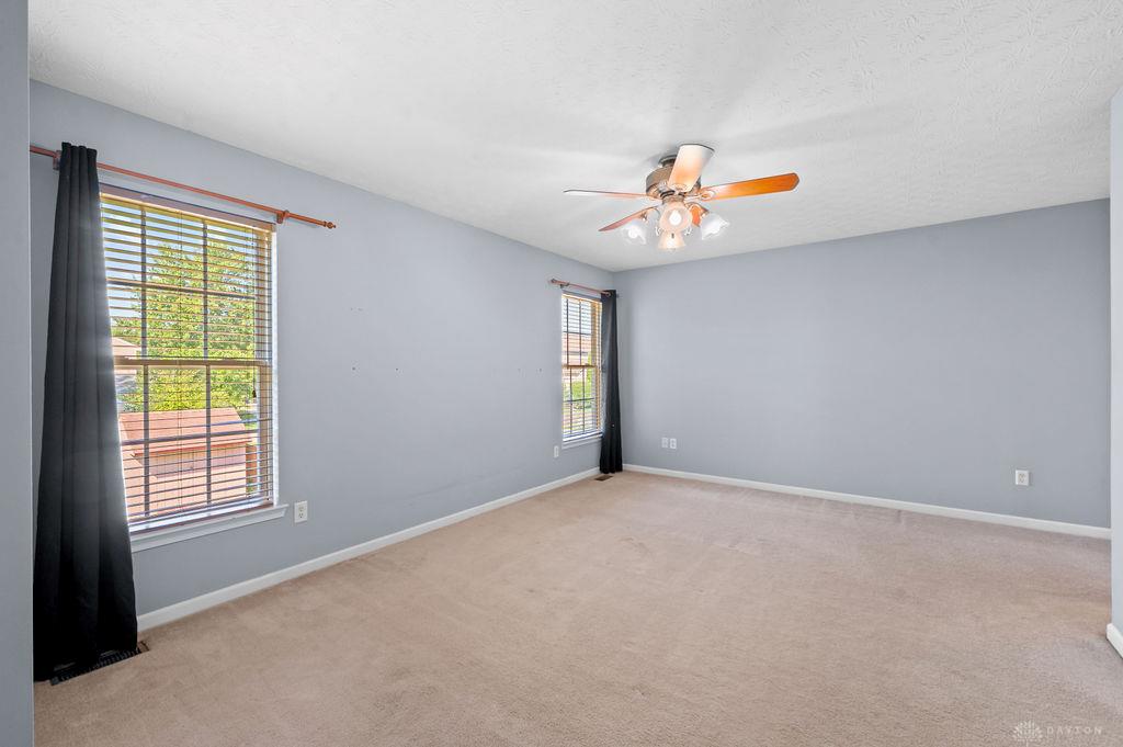 2444 Featherston Property Photo 32