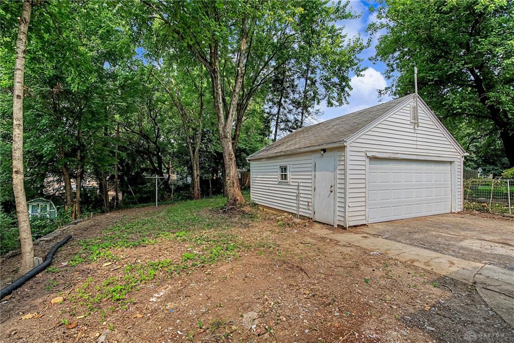 17 Coffman Property Photo 39