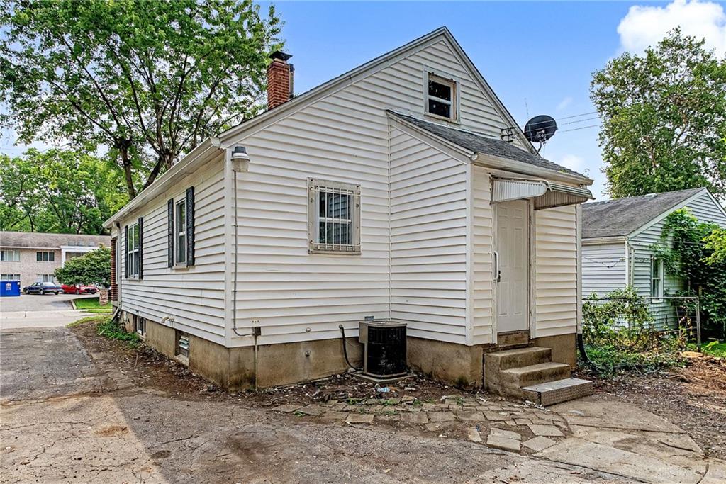 17 Coffman Property Photo 42