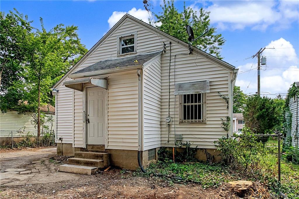 17 Coffman Property Photo 44