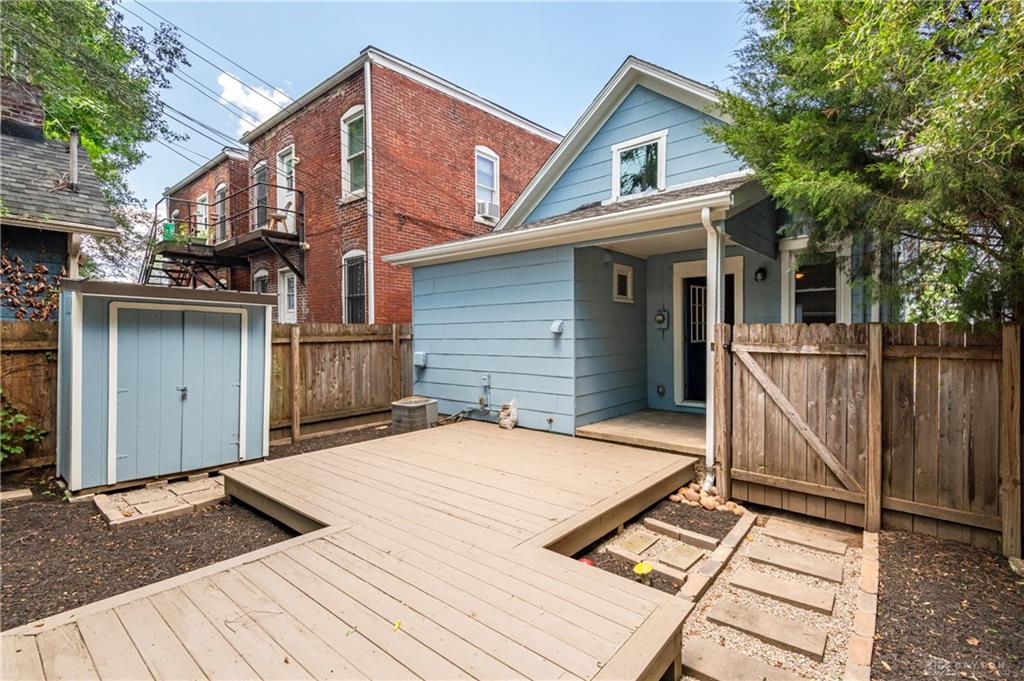 666 Oak Property Photo 20