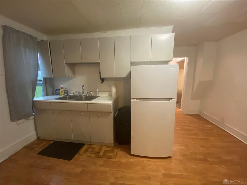 1063 W North Property Photo 9