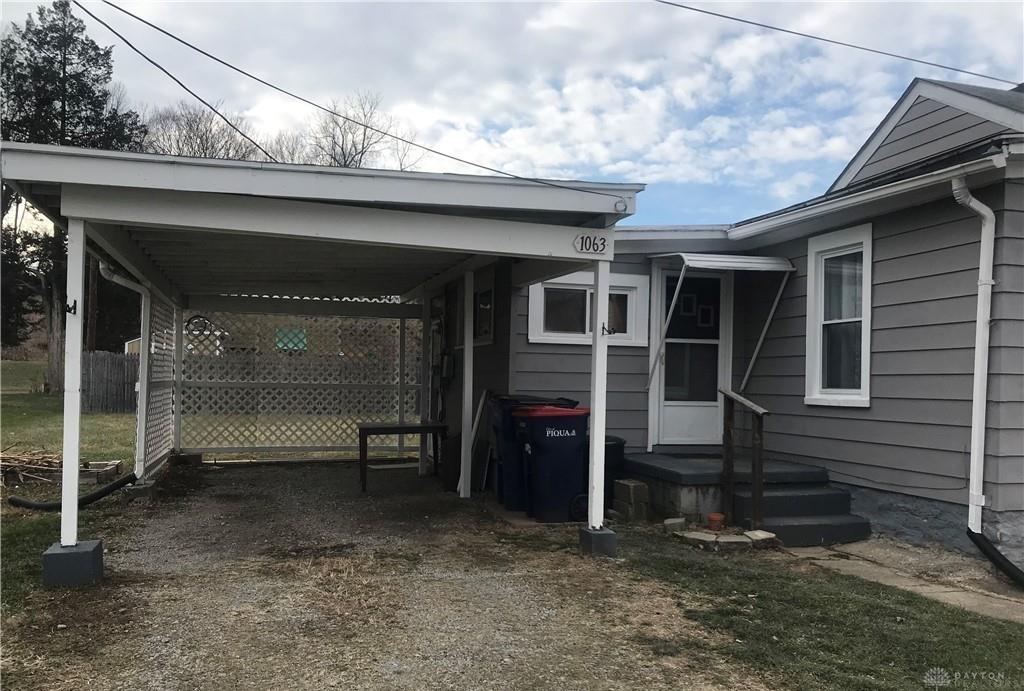 1063 W North Property Photo 16