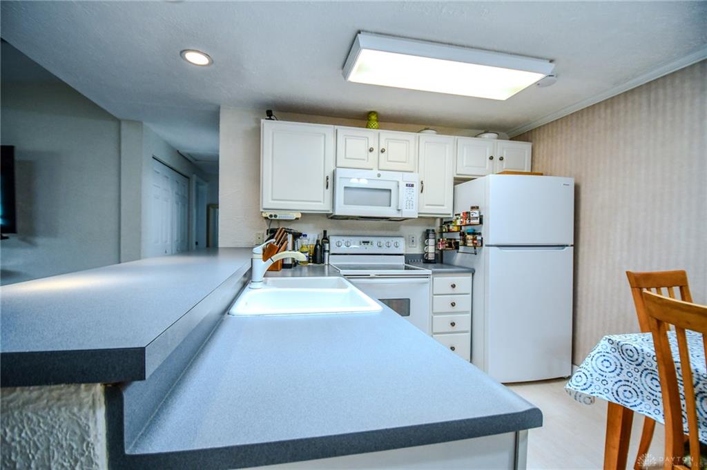 2201 Cinnabar Property Photo 10