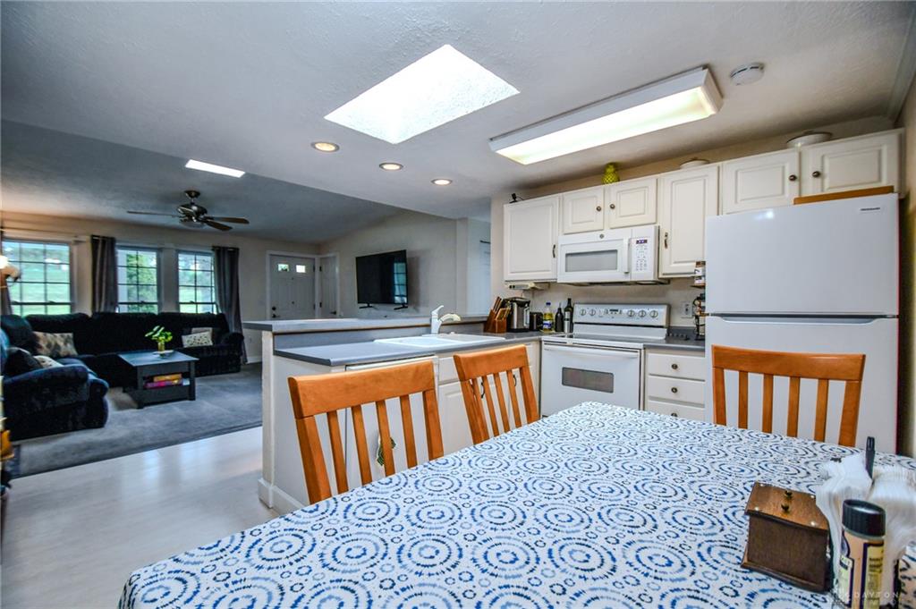2201 Cinnabar Property Photo 12