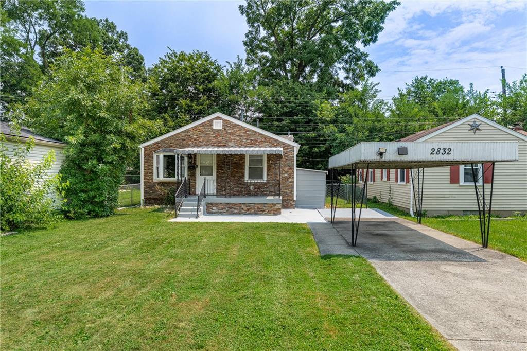 2832 Ferncliff Property Photo 1