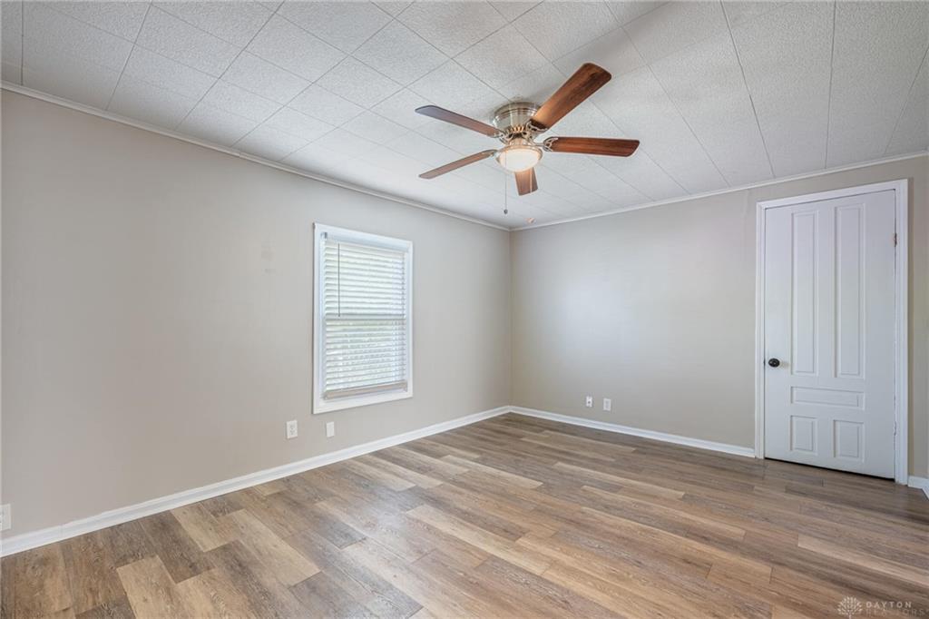 2832 Ferncliff Property Photo 6