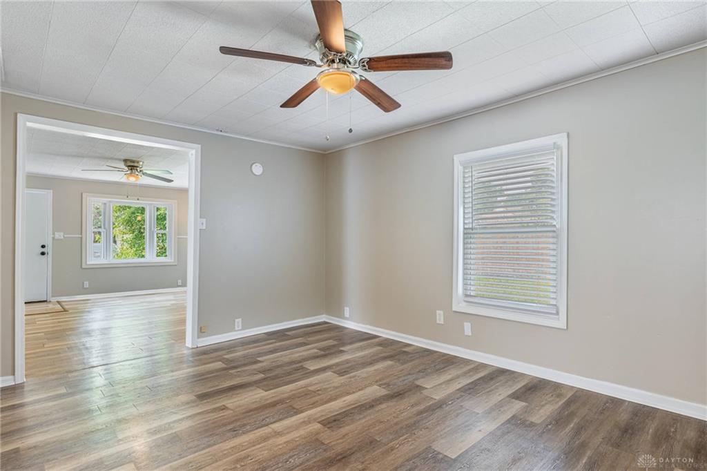 2832 Ferncliff Property Photo 7