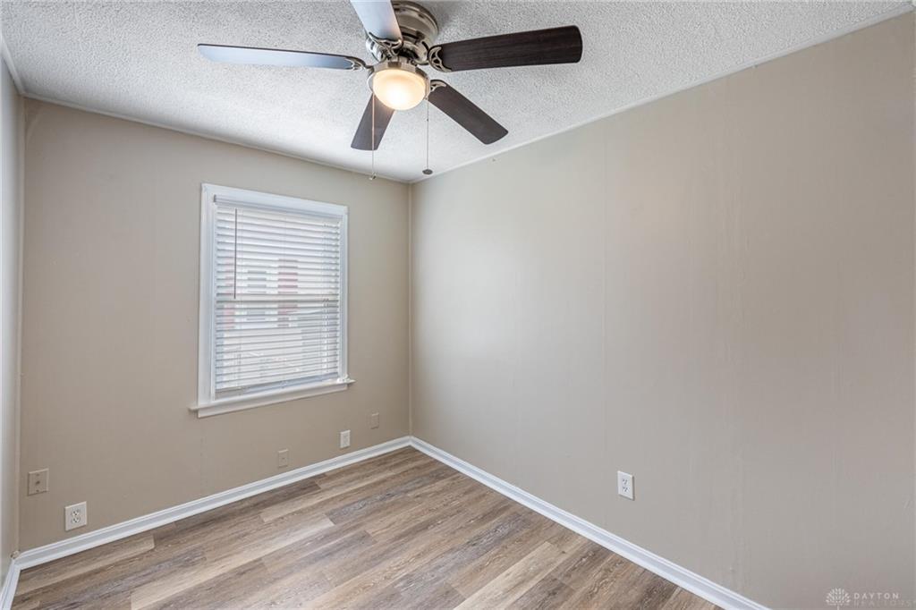 2832 Ferncliff Property Photo 15