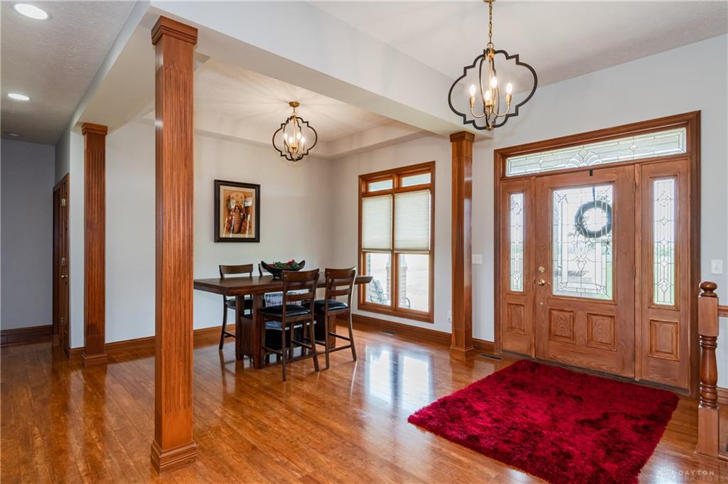 1643 St John Property Photo 8