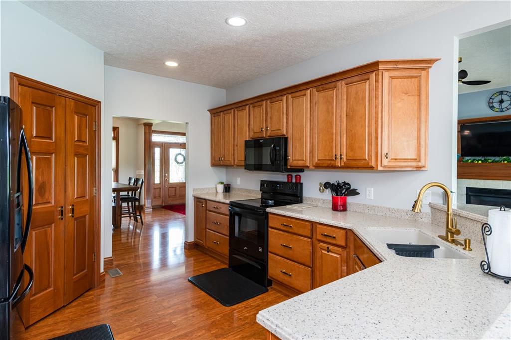 1643 St John Property Photo 17