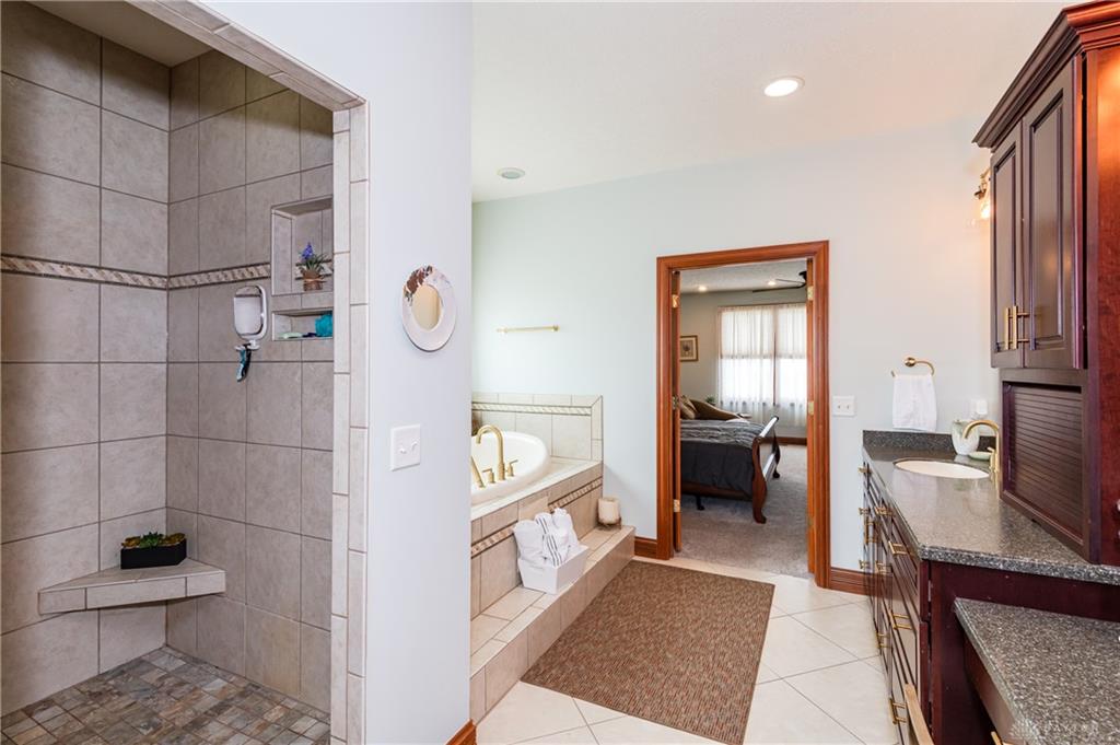 1643 St John Property Photo 35