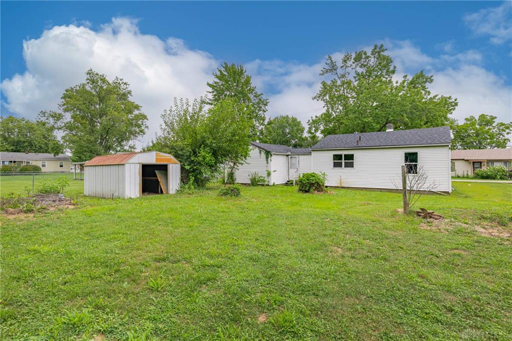 9423 Bruce Property Photo 10