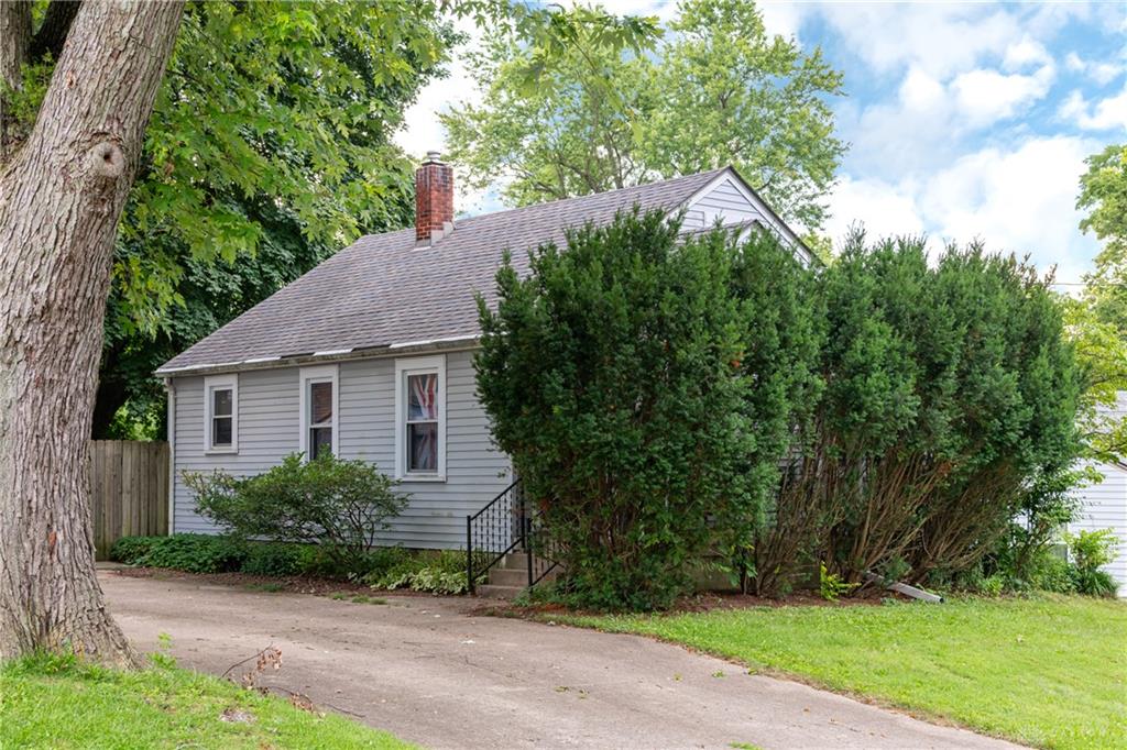 64 W Mill Property Photo 4