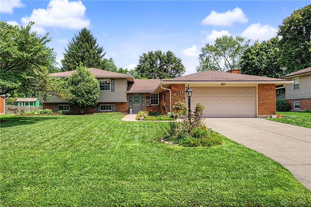 5696 Overbrooke Property Photo