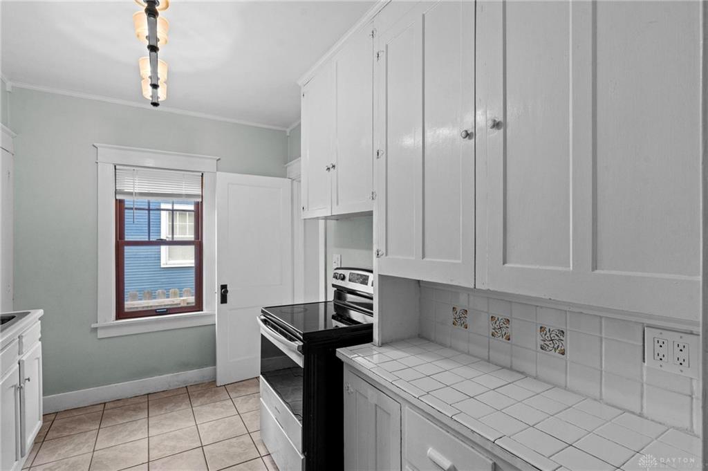 344 Hadley Property Photo 21
