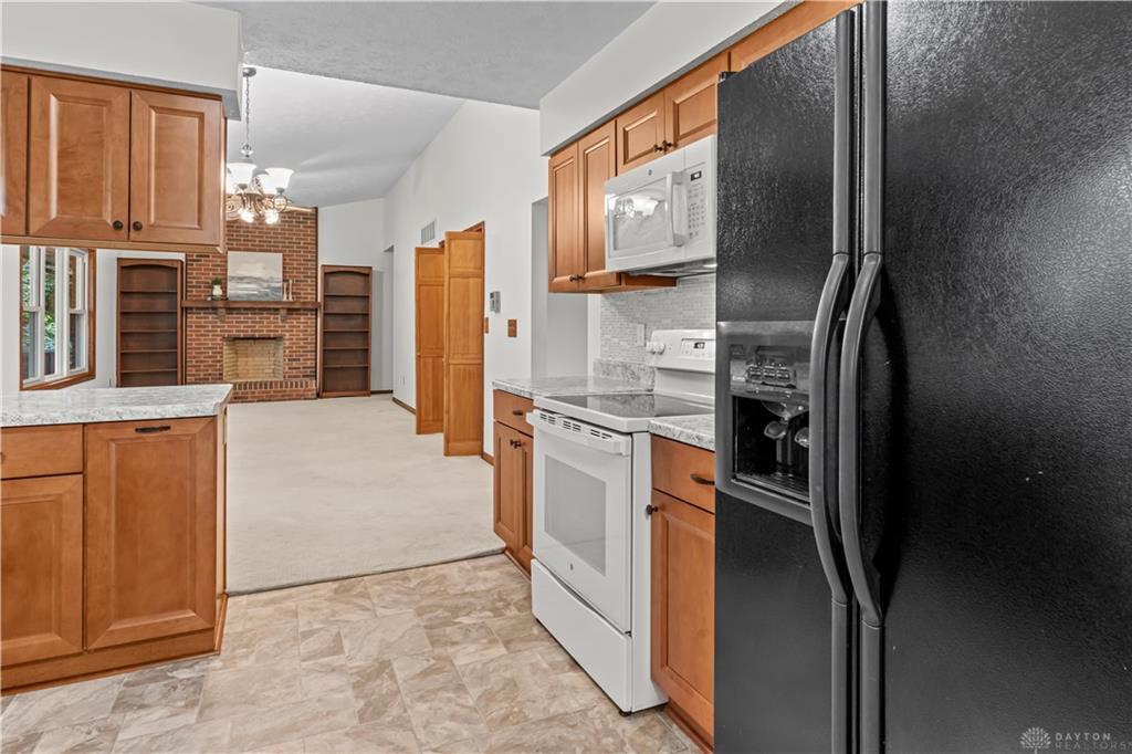 6436 Manete Property Photo 9