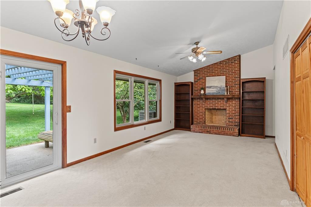6436 Manete Property Photo 13