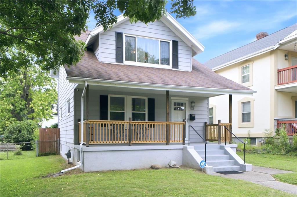 663 Greenlawn Property Photo 3