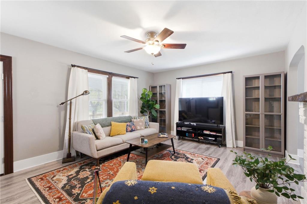 663 Greenlawn Property Photo 7
