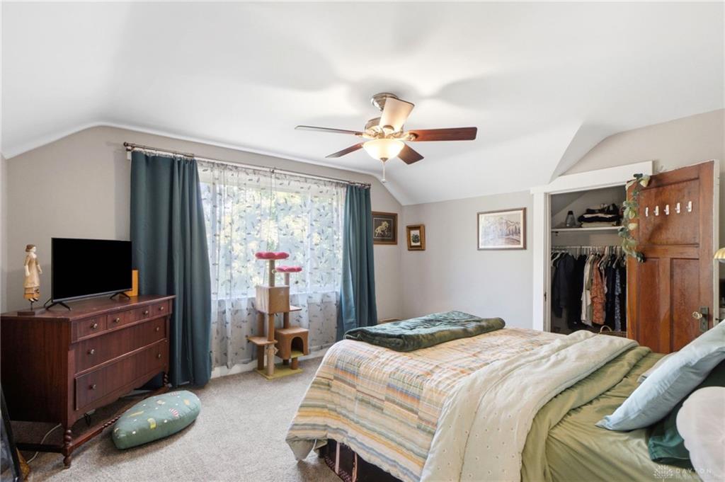 663 Greenlawn Property Photo 26