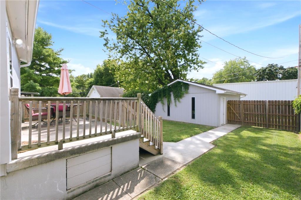663 Greenlawn Property Photo 33